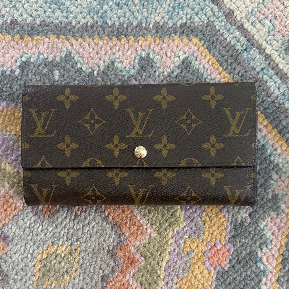 Louis Vuitton Monogram Wallet-Novelty for fun
